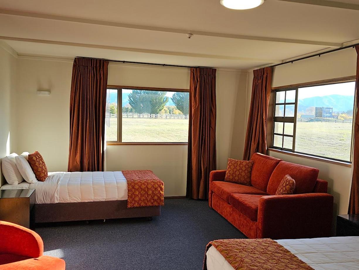 Discovery Countrytime Hotel Omarama Exterior foto